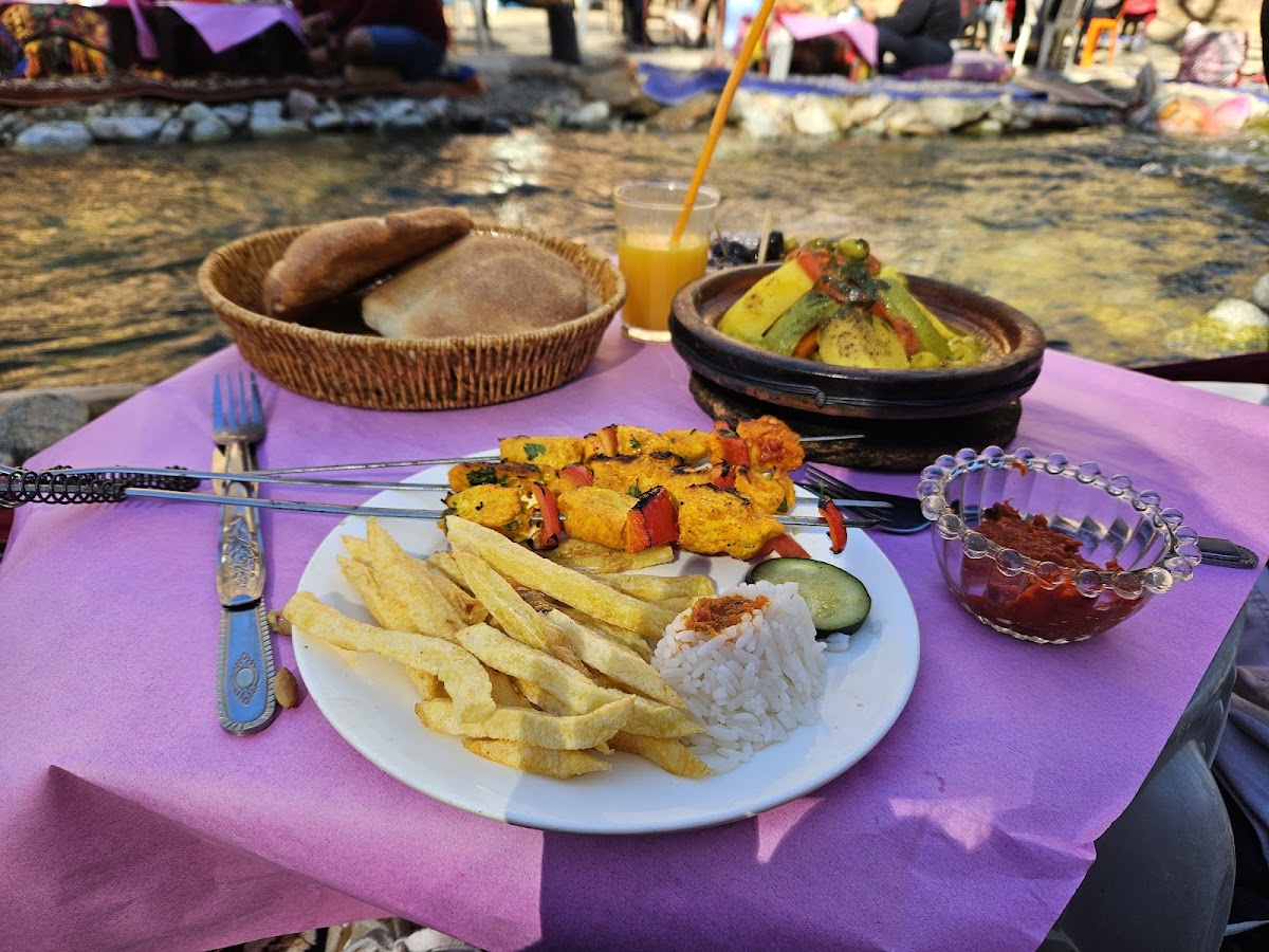 Café La Belle Rose Photos 2